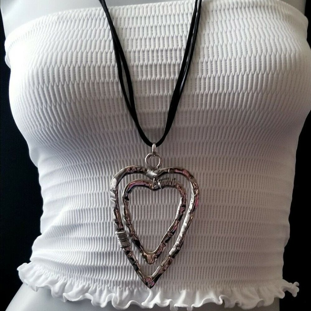 BRUTALIST MODERNIST LARGE HEART STATEMENT NECKLACE
